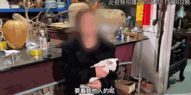 包含男人吃女人咪咪长视频的词条