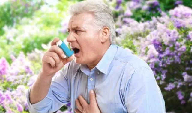 哮喘病呼吸无力怎么办呢，哮喘病呼吸无力怎么办呢吃什么药